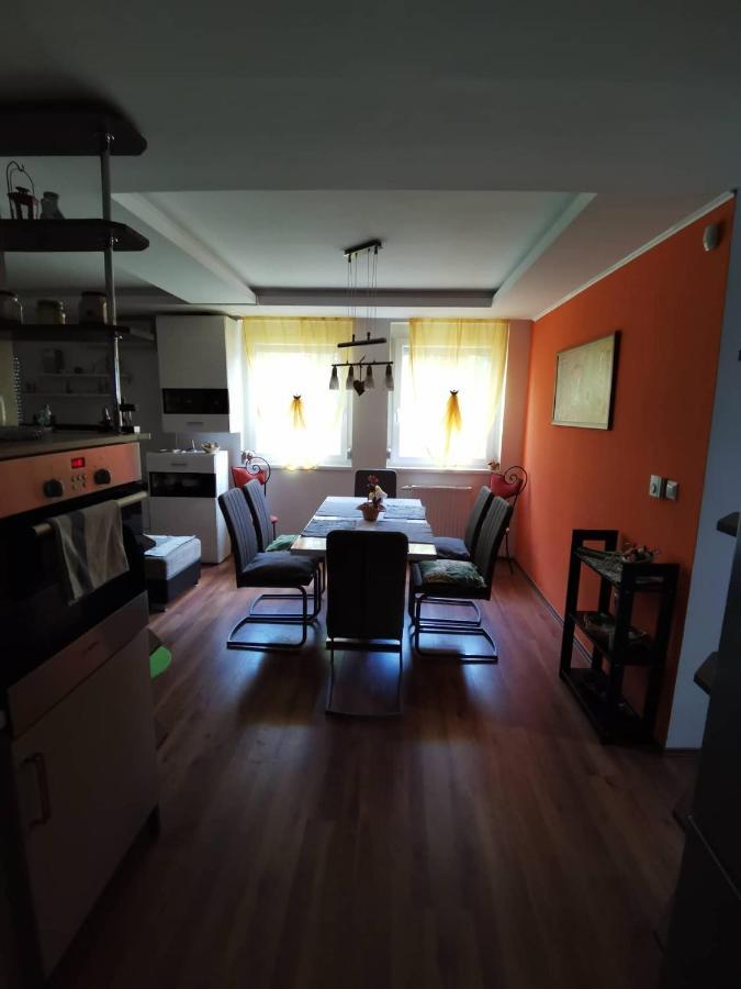 Zoeldlomb Apartman Siófok Esterno foto