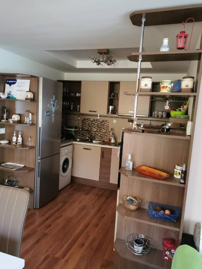 Zoeldlomb Apartman Siófok Esterno foto