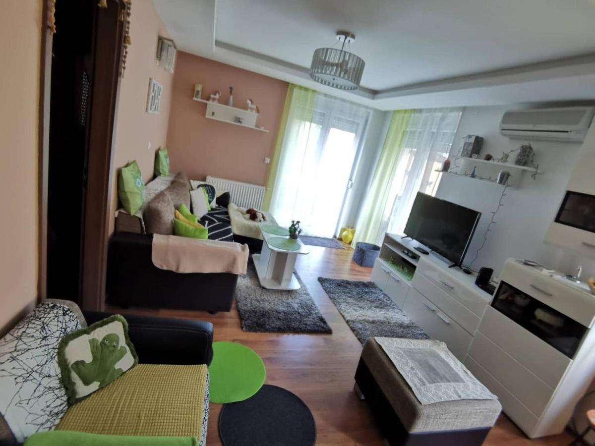 Zoeldlomb Apartman Siófok Esterno foto