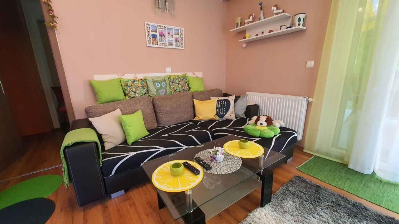 Zoeldlomb Apartman Siófok Esterno foto